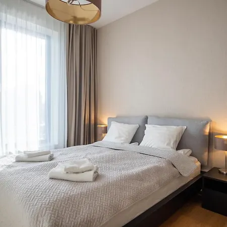 Stylish 2bdrm Porto Franco Near Old Town تالين